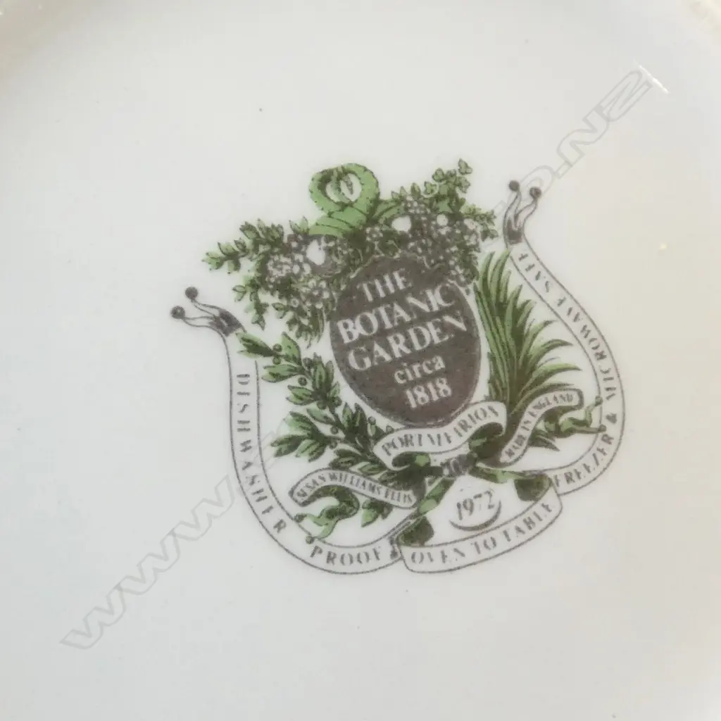 13 PCES OF PORTMEIRION 'THE BOTANIC GARDEN'; 7 SMALL PLATES, 3 BOWLS, PLANTER & 2 STORAGE JARS  Image 1++