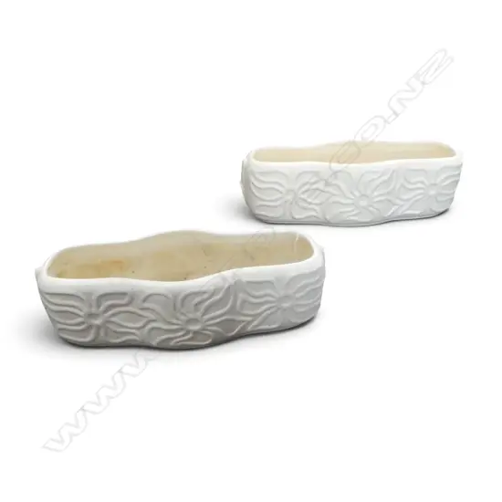 PR CROWN LYNN VASES #107 W.280mm