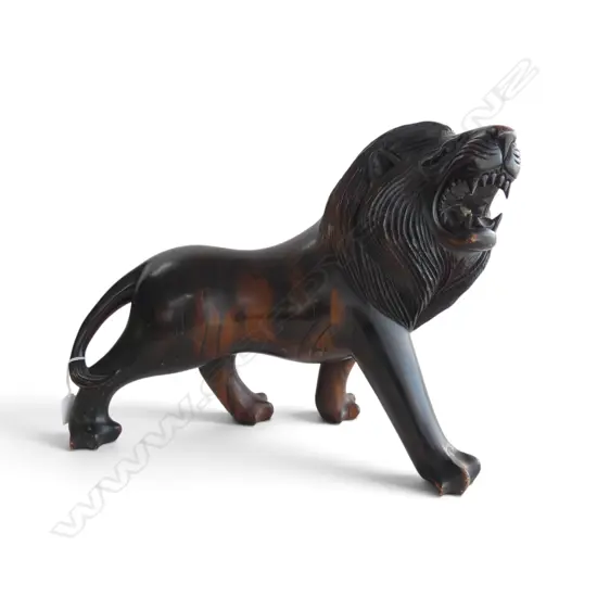LG CARVED WOODEN LION 500x220x380mm