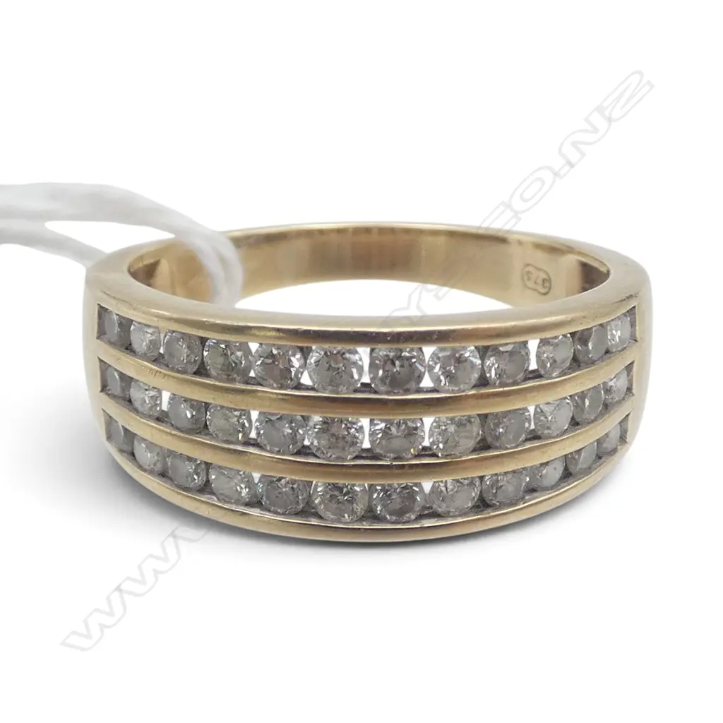9CT Y/GOLD 3x ROW CHANNEL SET DIAMOND RING 4.74gms SIZE L Image 1++