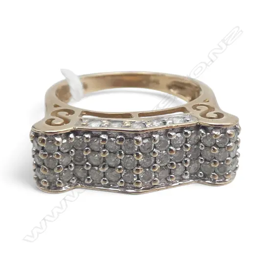 9CT Y/GOLD SHAPED THREE ROW DIAMOND DESIGNER RING 4.25gms SIZE N1/2