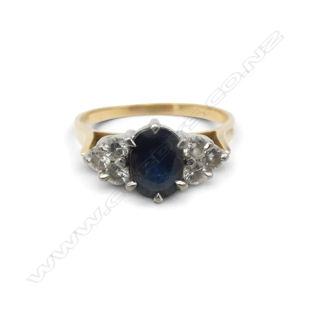 9ct Y/GOLD AUS. SAPPHIRE & 6 DIAMOND RING 3.75gms SIZE Q Image 1++
