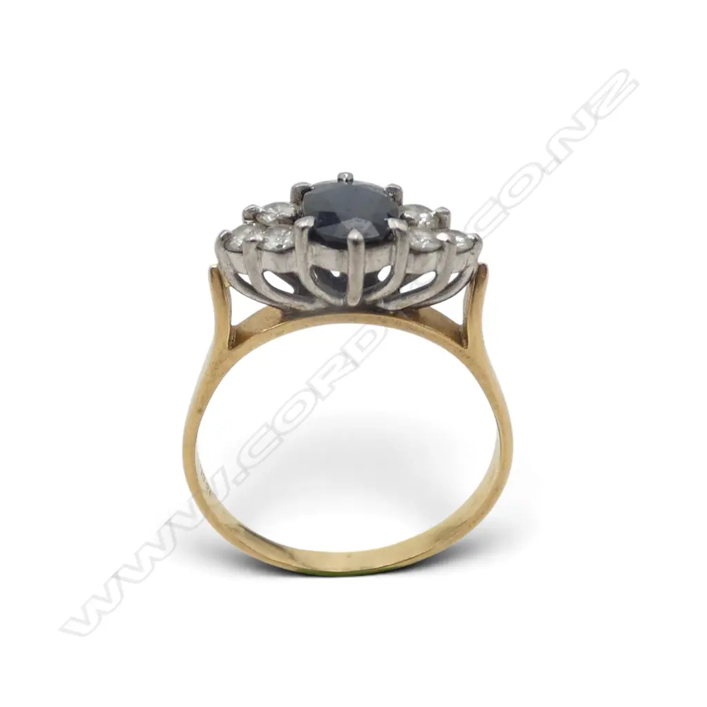 9ct Y/GOLD AUS. SAPPHIRE & 6 DIAMOND RING 3.75gms SIZE Q Image 1++