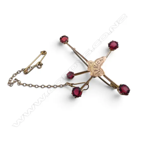 9ct GOLD & RED STONES AFRICA SOUVENIR BROOCH 2.53gms
