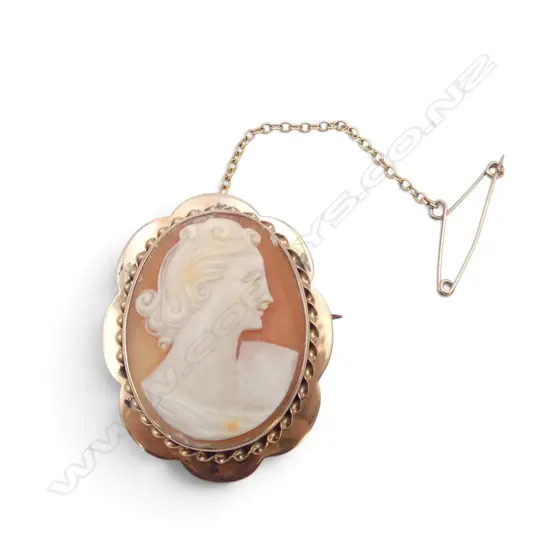 9ct CAMEO BROOCH 9.26gms