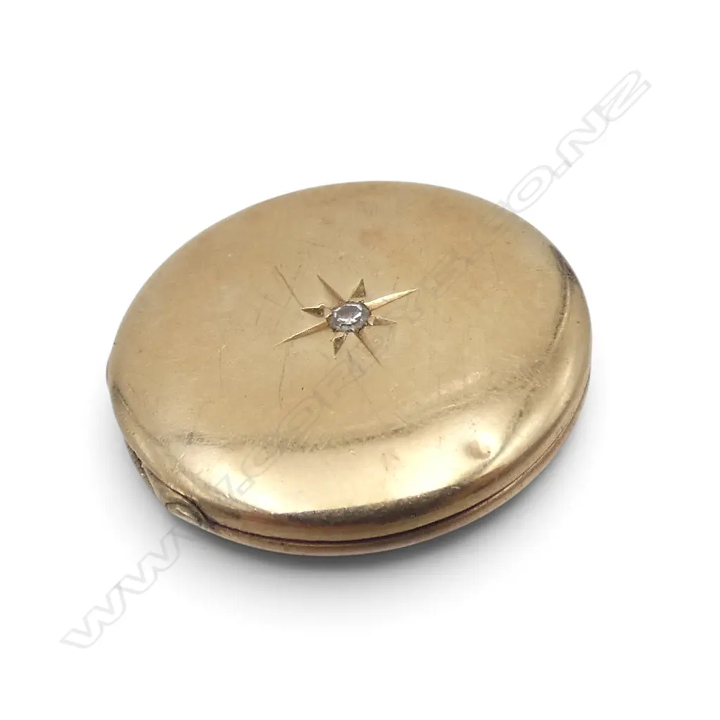 14CT LOCKET 20mm dia 3gms NO BALE Image 1++