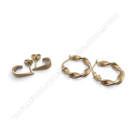 2 PRS 9CT EARRINGS, 2.6gms