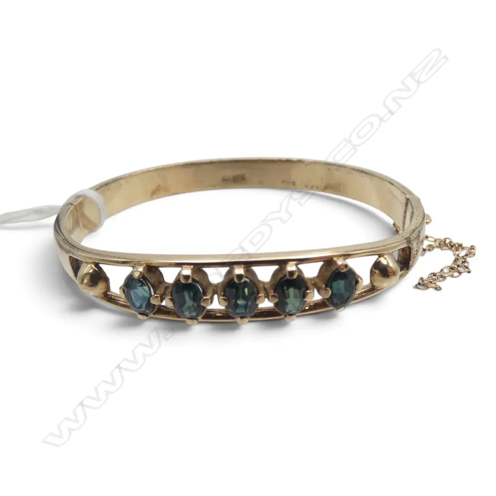 9CT GOLD SAPPHIRE BANGLE 15.35gms Image 1++