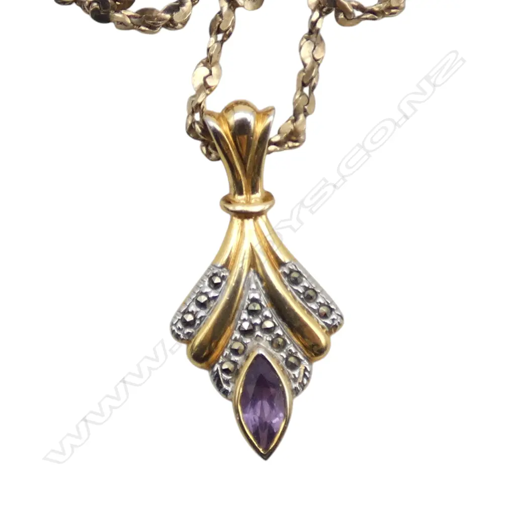 GILDED STG SILVER AMETHYST PENDANT on silver chain Image 1++