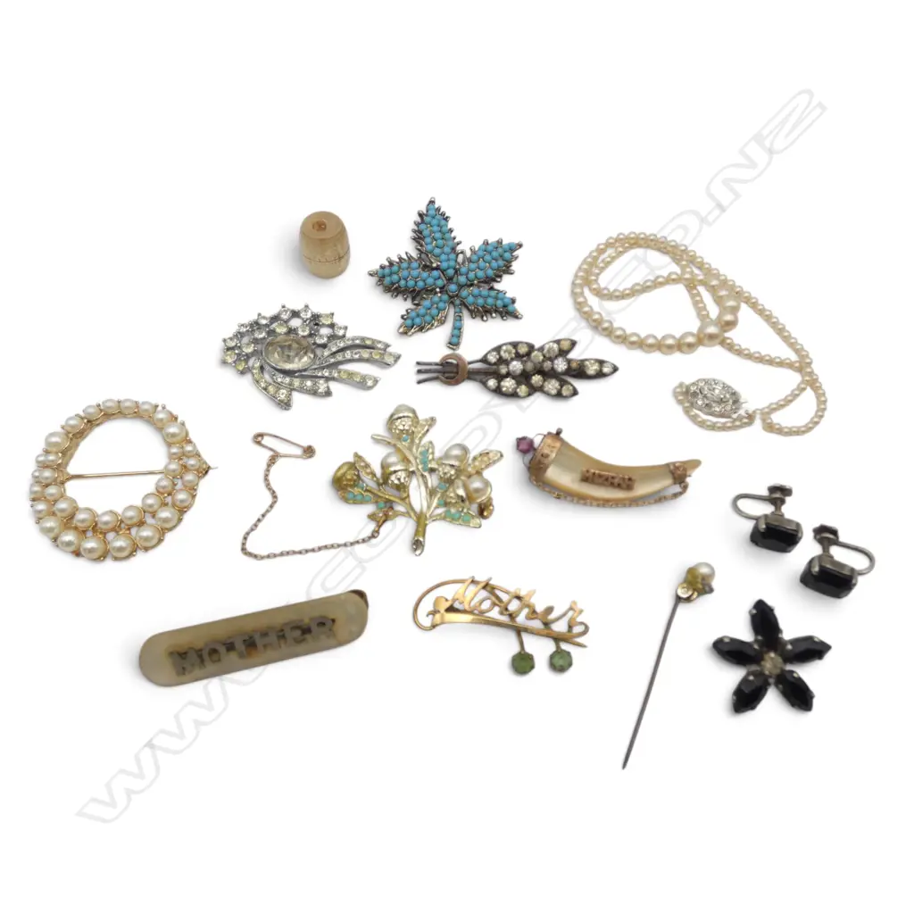 ASST. JEWELLERY INCL. 9CT MoP 'MIZPAH' BROOCH Image 1++