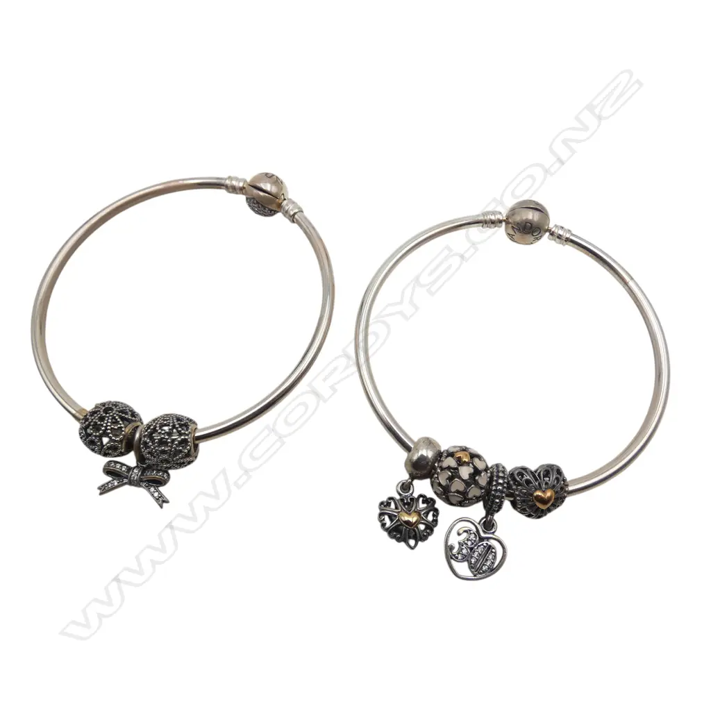 2 PANDORA BRACELETS in BOX, new but need a polish Image 1++
