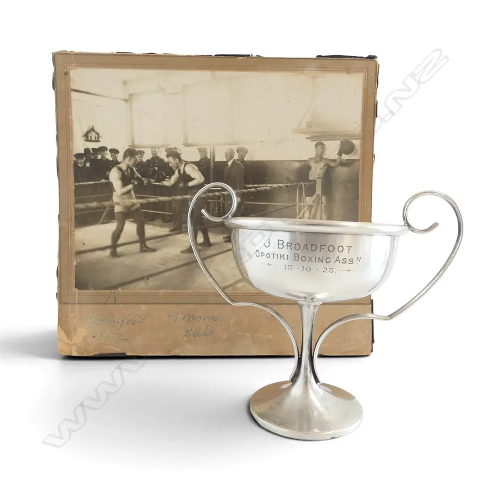 1925 Silver Plate Trophy Cup - Jim Broadfoot – New Zealand Light Heavy Weight Boxing Champion 1929 to 1932 Image 1++