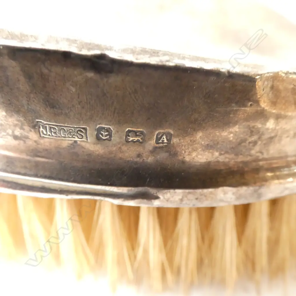 SILVER BACKED HAIR BRUSH Birmingham 1925 + SILVER HANDLED SHOE HORN Birmingham 1915 Image 1++