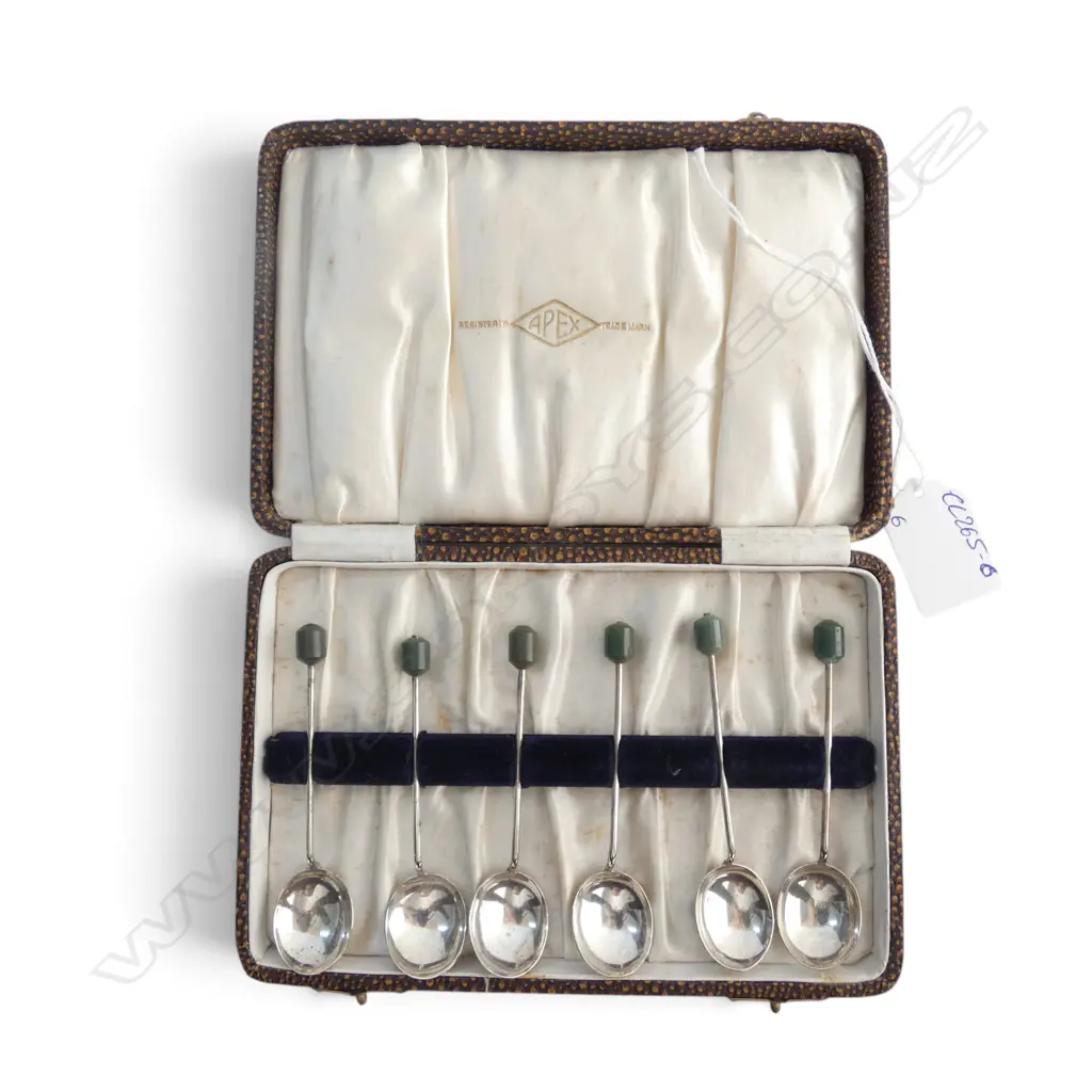 CASED SET OF 6 STG SILVER TEASPOONS  Image 1++