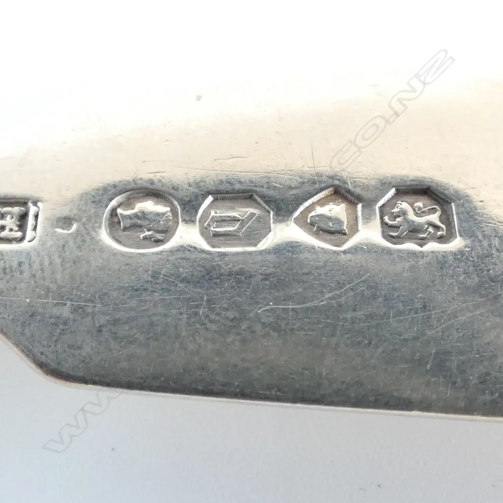 6 VICTORIAN STG SILVER FORKS 295gms Image 1++