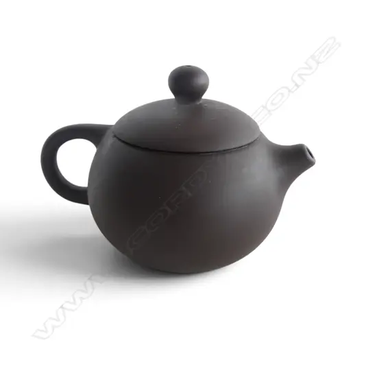 YIXING WARE TEAPOT H.75mm