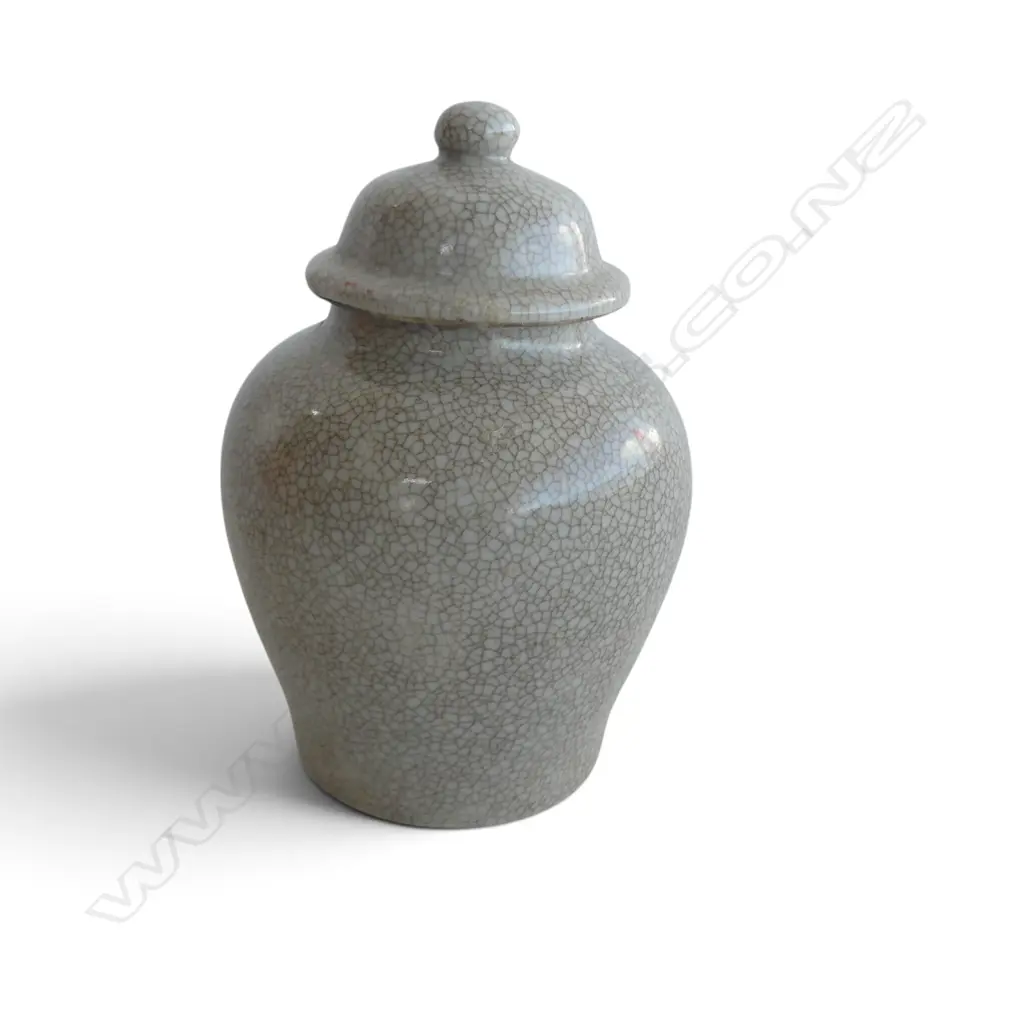 CHINESE CRACKLE GLAZED GINGER JAR, H.130mm, w case Image 1++