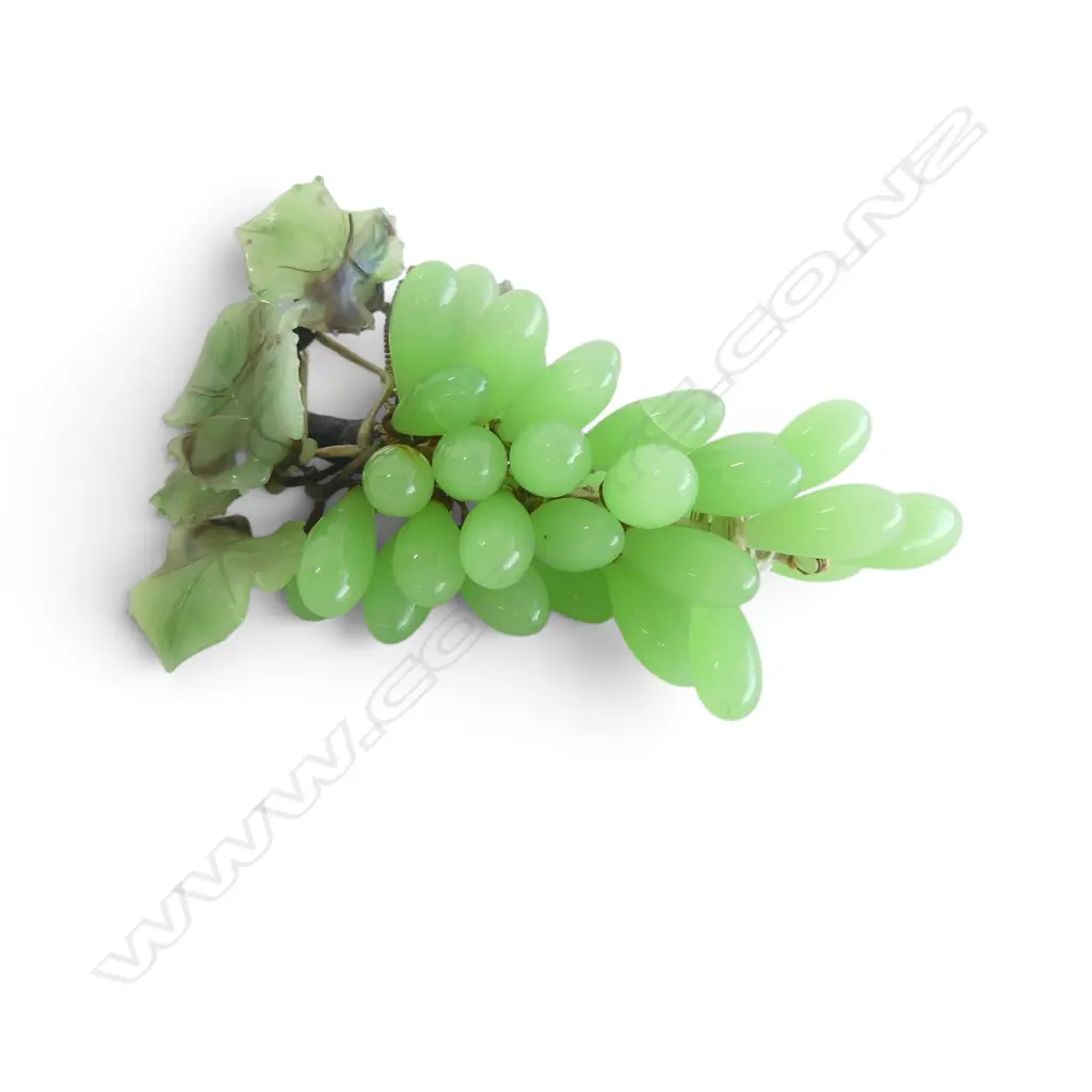 VINTAGE CHINESE JADE GRAPE BUNCH L.140mm Image 1++