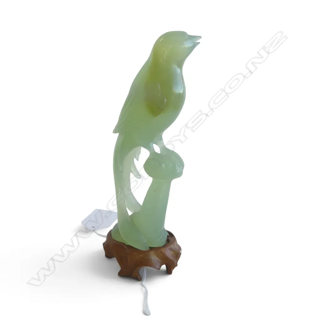 CARVED JADE BIRD ON STAND  Image 1++