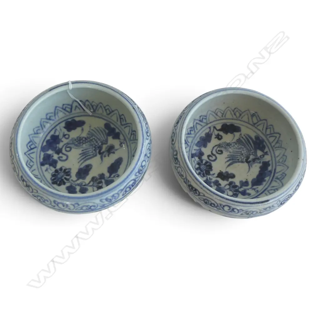 2 CHINESE PORCELAIN BOWLS w BIRD MOTIF, H.60 Dia.140mm Image 1++