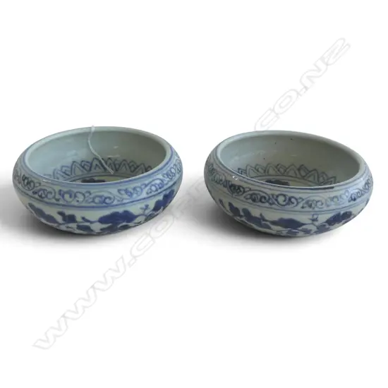 2 CHINESE PORCELAIN BOWLS w BIRD MOTIF, H.60 Dia.140mm