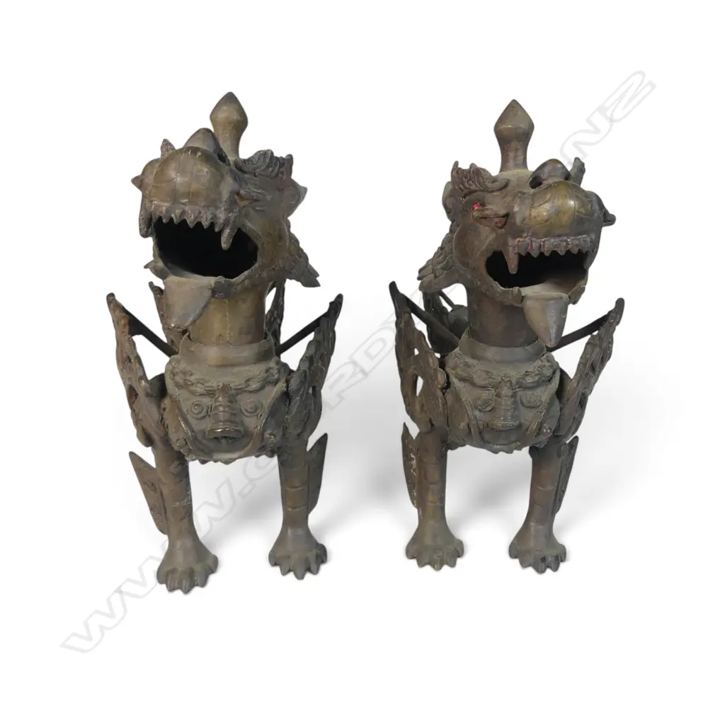 2 X TIBETAN ANTIQUE PATINATED BRONZE QILINS (SNOW LIONS GUARDIAN OF THE TEMPLE) W GLASS EYES, 250 X 210MM Image 1++