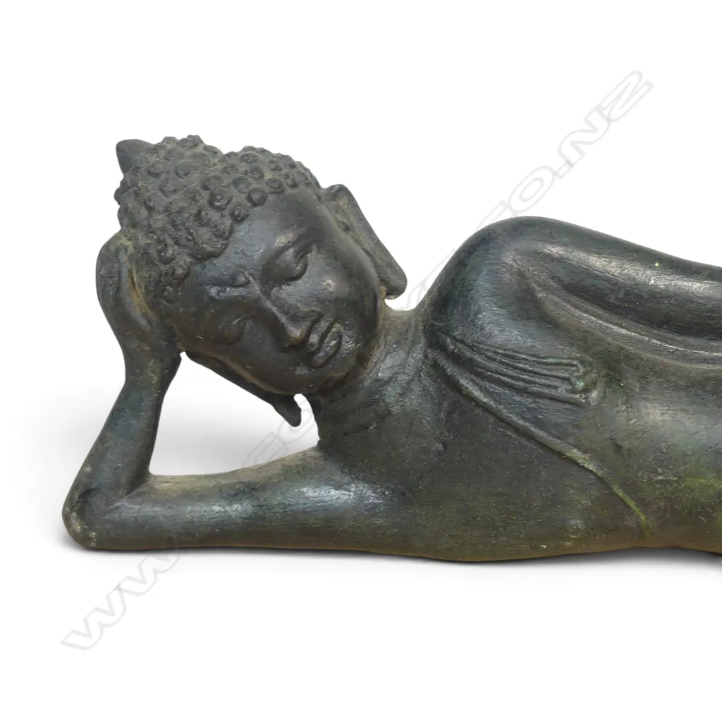 SOUTHEAST ASIAN CAST BRONZED RECLINING BUDDHA (FINAL MOMENTS BEFORE ENTERING NIRVANA), DARK GREEN PATINA L.360MM Image 1++