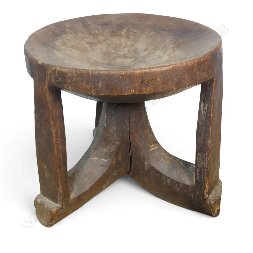ETHIOPIAN (GURAGE TRIBE) CARVED TRIPOD WOODEN STOOL FOR THE CHIEFS, AGED CRACKS,H.370MM DIA 390MM Image 1++