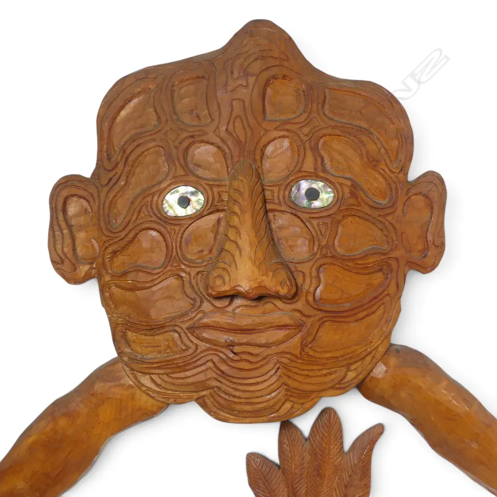 SIGNED HAND CARVED FOLK WOODEN ART SCULPTURE BY NZ ARTIST 'ALLAN GALE, AA 11.04', 500 X 500MM Image 1++