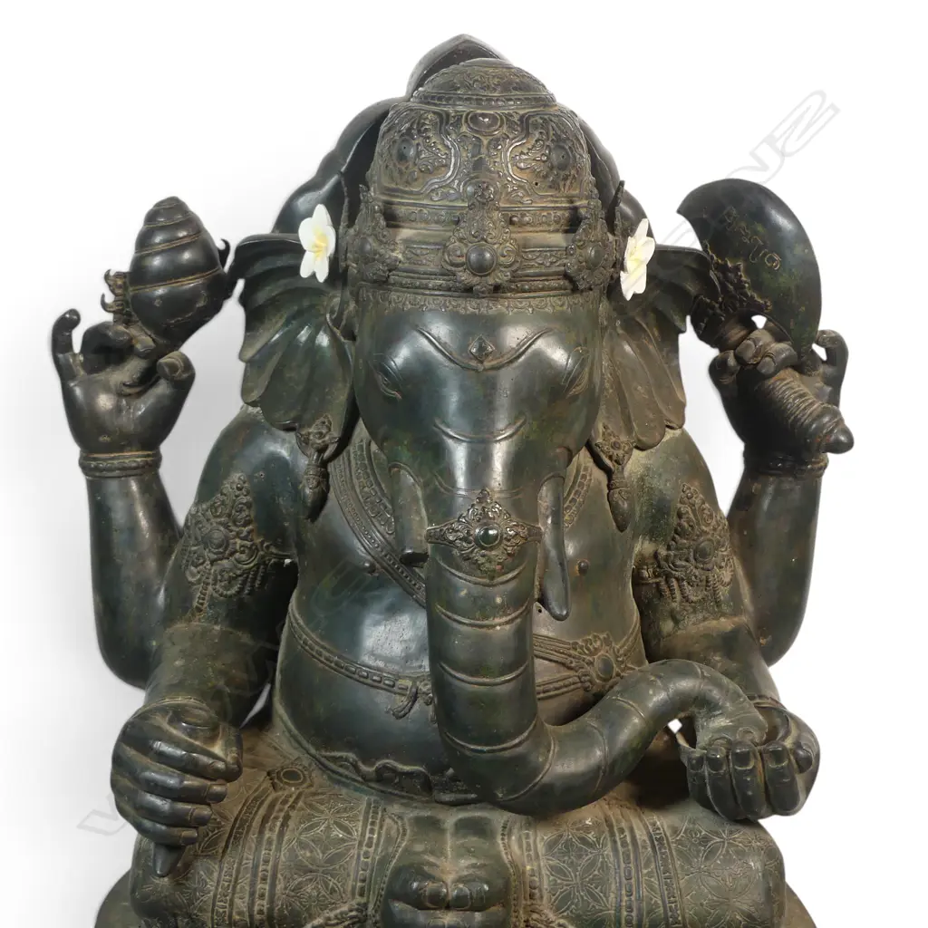 IMPRESSIVE JAVANESE DOUBLE SIDED BRONZE OF GANESHA WITH A PROTECTIVE BARONG SPIRIT AT THE BACK, AGED PATINA 700 X 500MM Image 1++