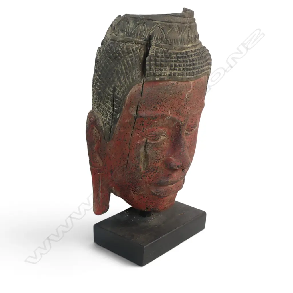 KHMER STYLE  MONTED LARGE HAND CARVED WOODEN BUDDHA HEAD WITH REDDISH PATINA, CRACK ON THE LEFT SIDE, 450 X 400MM Image 1++