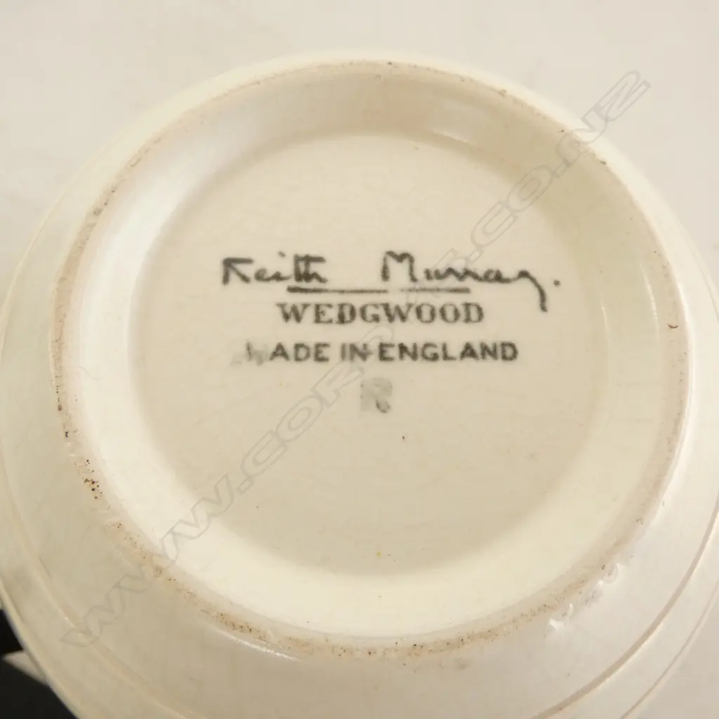 KEITH MURRAY WEDGWOOD VASE hairline cracks H.160mm Image 1++