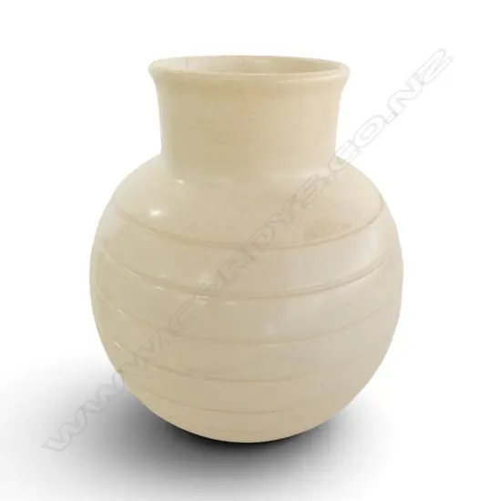 KEITH MURRAY WEDGWOOD VASE hairline cracks H.160mm