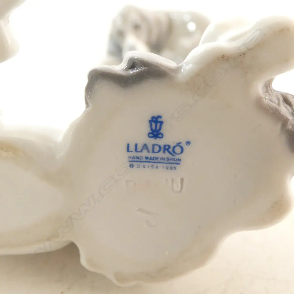 2 SMALL LLADRO DOGS L.80mm Image 1++