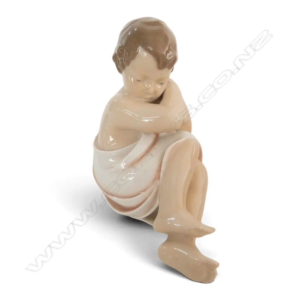 ROYAL COPENHAGEN ORNAMENT rosebud by Theodor Madsen 1962 H.140mm Image 1++