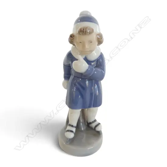ROYAL COPENHAGEN FIGURINE girl skater by Hans H. Hansen 1963 H.160mm 