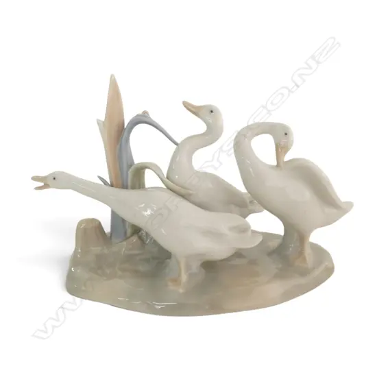 LLADRO ORNAMENT duck group L.210mm