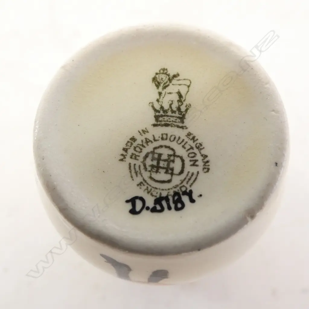 4 ROYAL DOULTON NURSERY RHYME EGG CUPS (1903-1936)  Image 1++