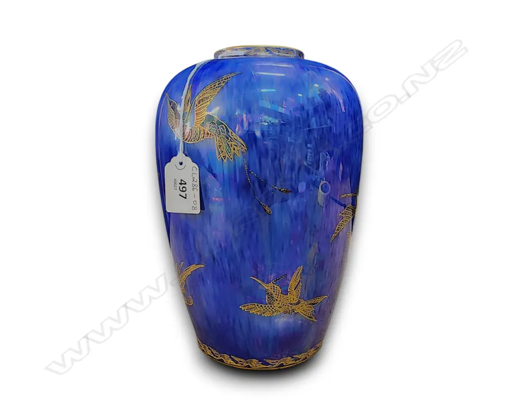WEDGWOOD FAIRYLAND LUSTRE VASE BY DAISY MAKEIG-JONES, VIBRANT MOTTLED BLUE GLAZE ADORNED W GILT HUMMINGBIRDS 230 H Image 1++