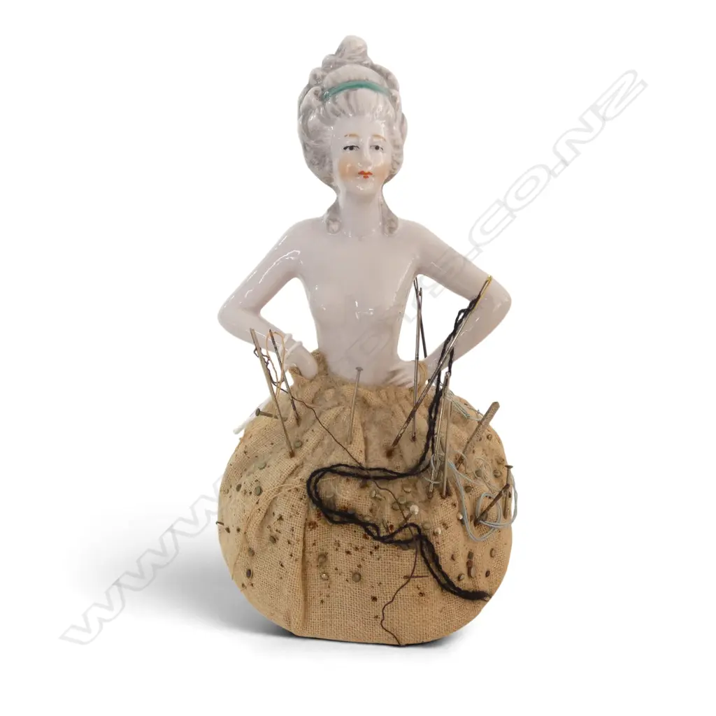 VINTAGE NAKED LADY HALF DOLL PIN CUSHION H140MM Image 1++