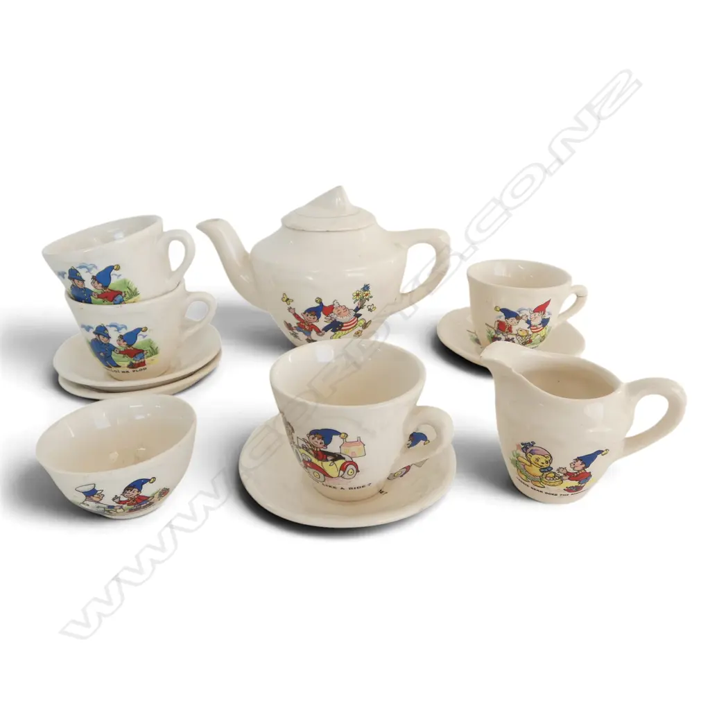VINTAGE 11 PC 1950s CHILD'S NODDY TEA SET, sml chip to jug rim Image 1++