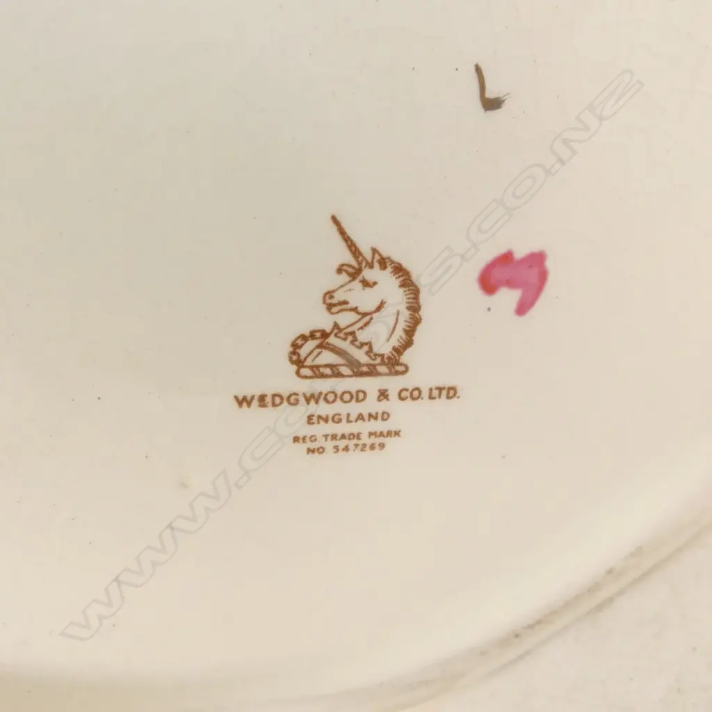 2 WEDGWOOD VASES H.140mm Image 1++