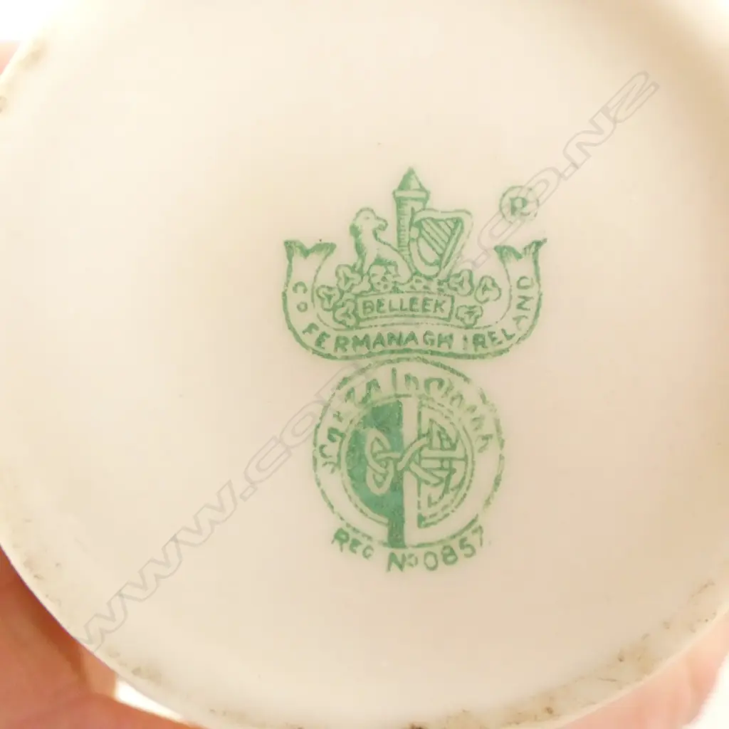 3 BELLEEK JUGS H.180mm Image 1++