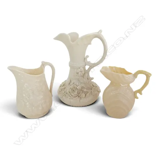 3 BELLEEK JUGS H.180mm