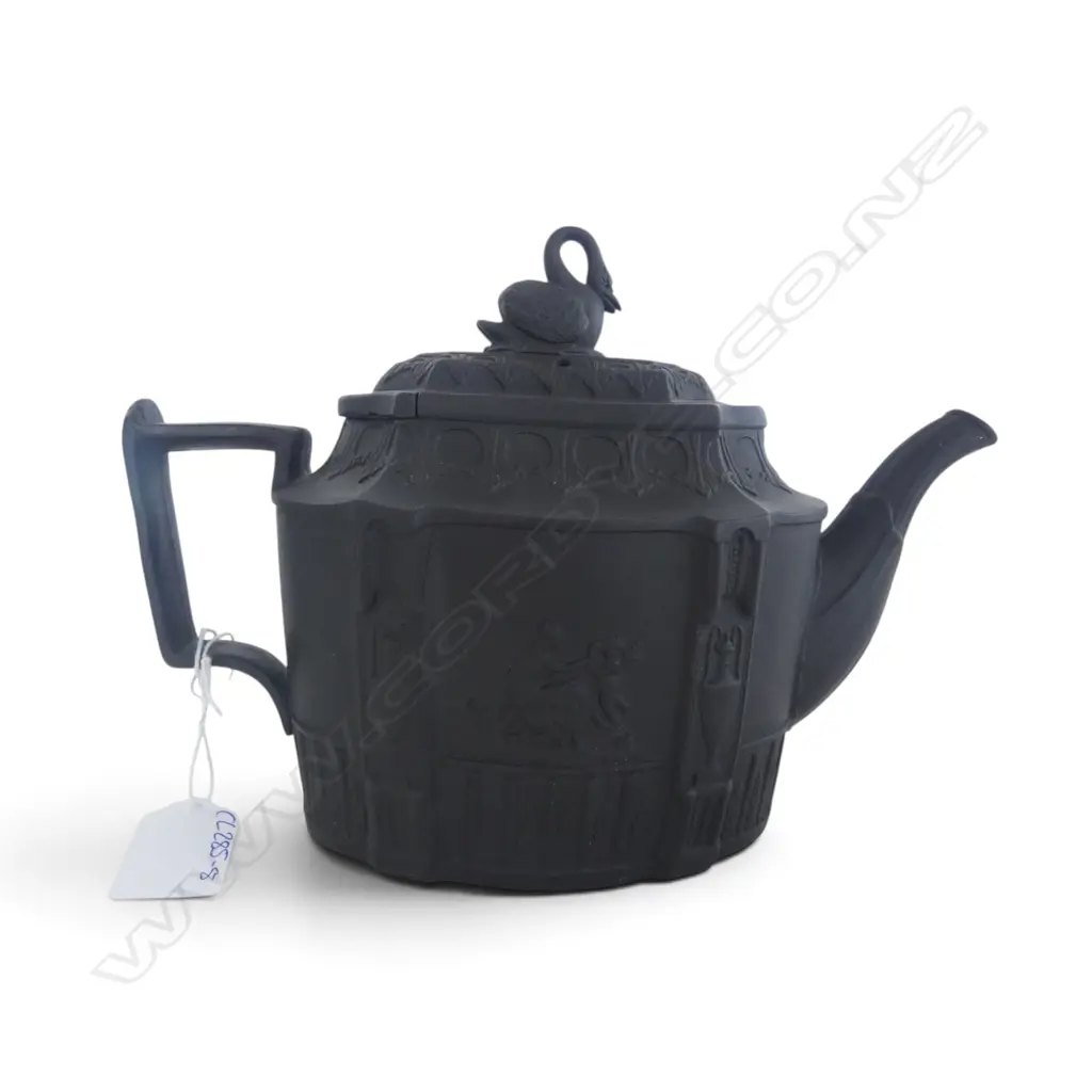 BLACK BASALT TEAPOT H.160mm Image 1++
