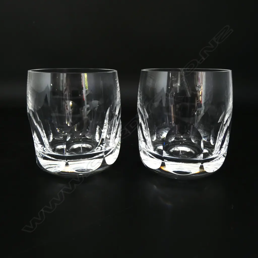 PAIR LARGE HEAVY VINTAGE FACET CUT CRYSTAL WHISKY TUMBLERS, H.88MM D.80MM Image 1++