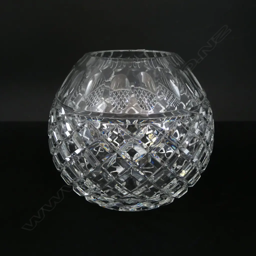GALWAY IRISH CRYSTAL ROSE BOWL ‘RATHMORE’ PATTERN, H.140MM D.150MM Image 1++