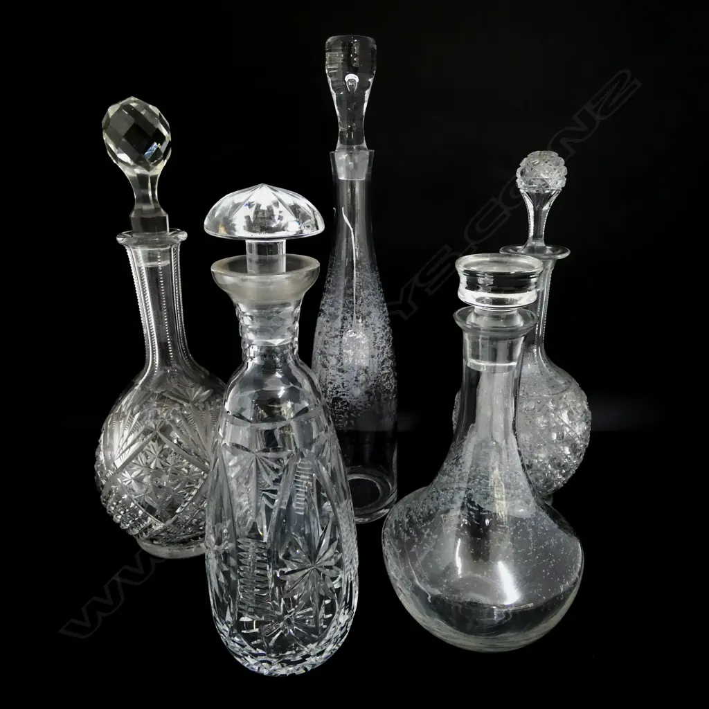 5 DECANTERS H.380mm Image 1++