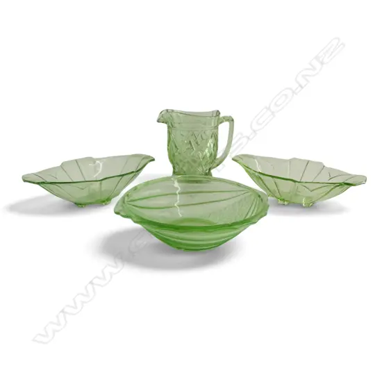 4 PCS GREEN DEPRESSION GLASS; 3 LRG BOWLS & JUG, 1 bowl & jug faint uranium glow