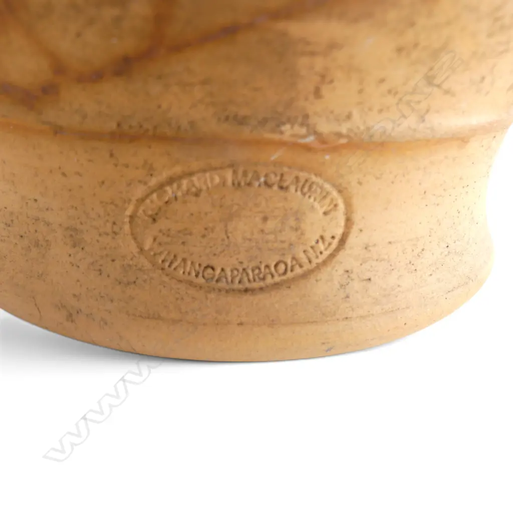 RICHARD MACLAUREN NZ POTTER, 2 X TERRA COTTA VESSELS, LARGEST H.250 DIA.130MM Image 1++